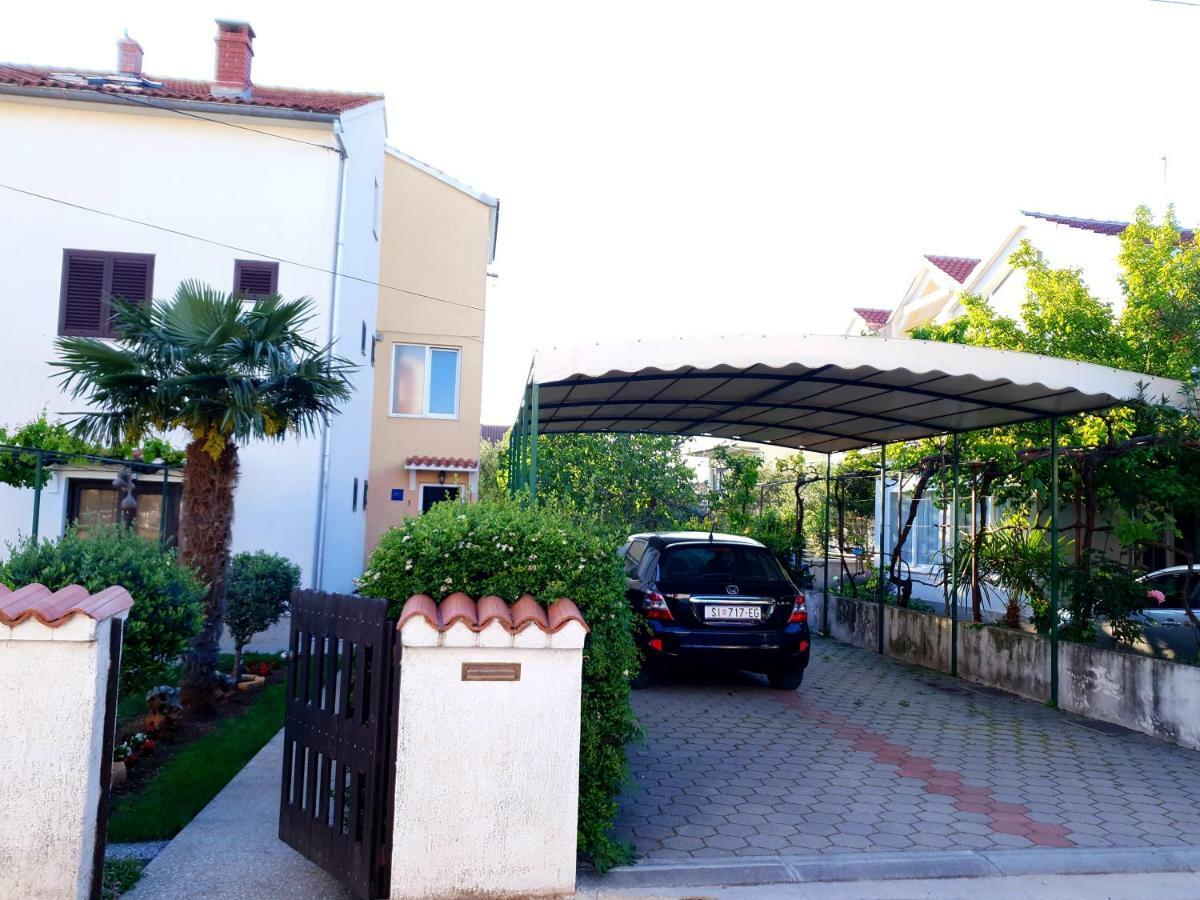 Apartments Oliva Vodice Exterior photo